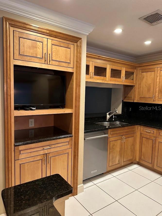 Image 15 of 23 For 1055 Kensington Park Drive 203
