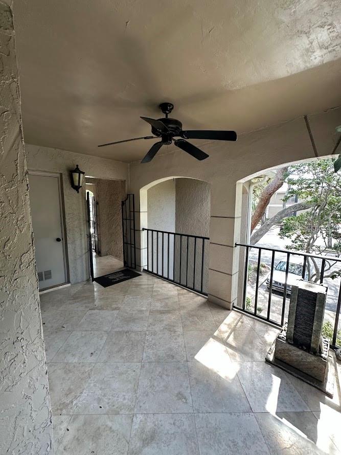 Image 6 of 23 For 1055 Kensington Park Drive 203