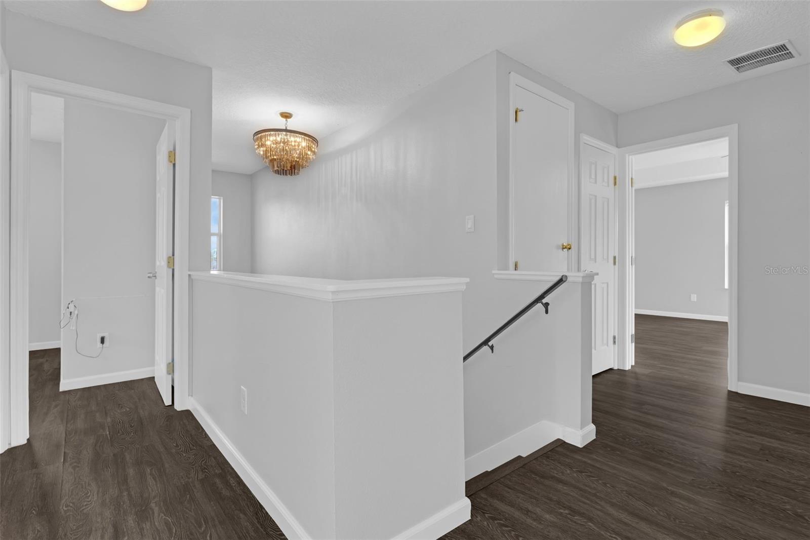 Image 14 of 38 For 1225 Greenley Avenue