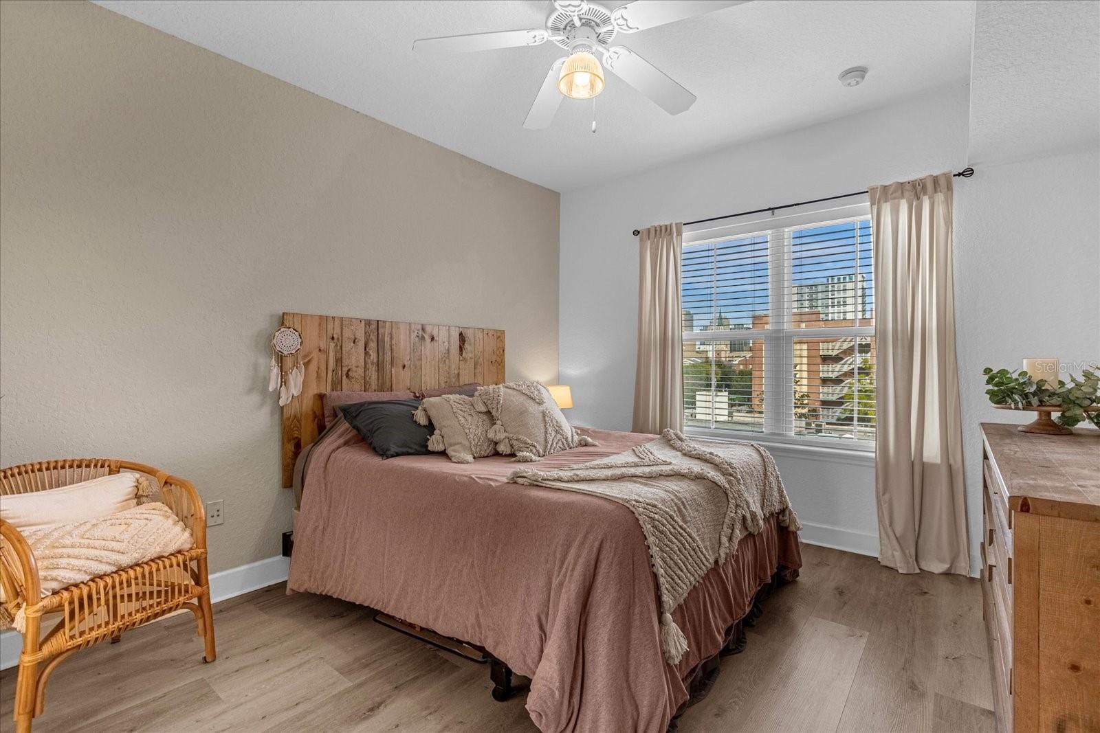 Image 12 of 20 For 202 South Street 5040