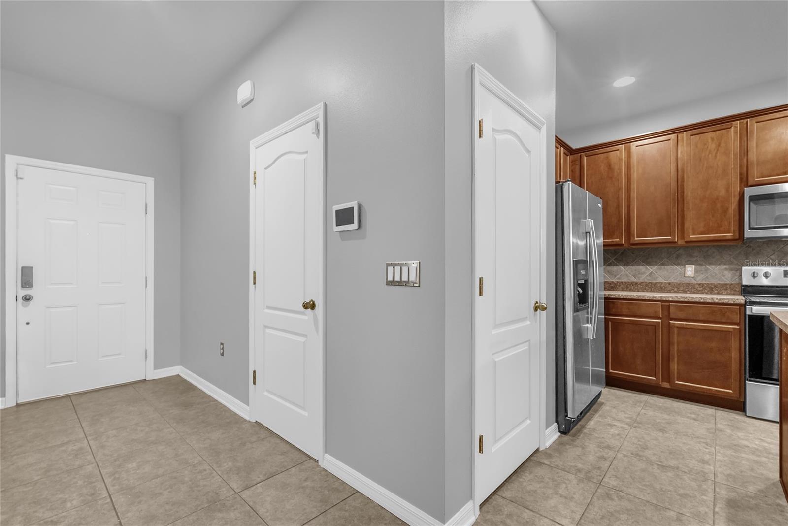 Image 7 of 36 For 302 Maybeck Court