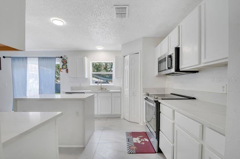 Image 20 of 65 For 1637 Myrtle Lake Avenue