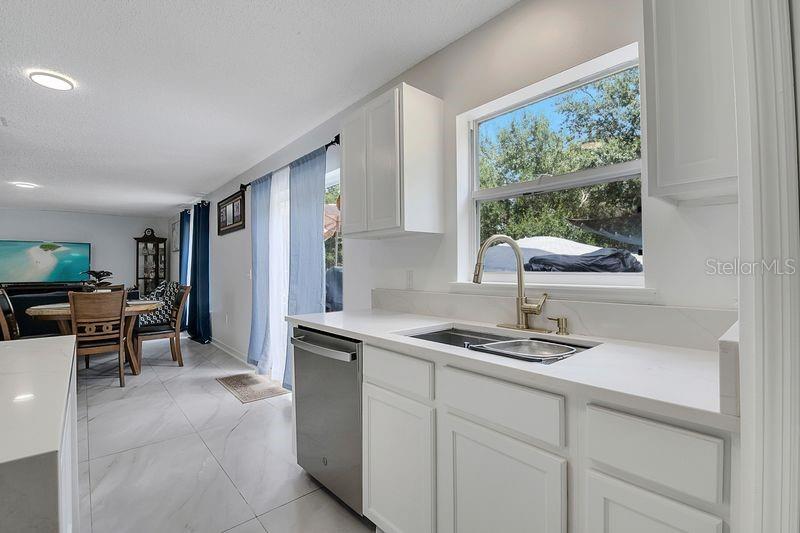 Image 21 of 65 For 1637 Myrtle Lake Avenue