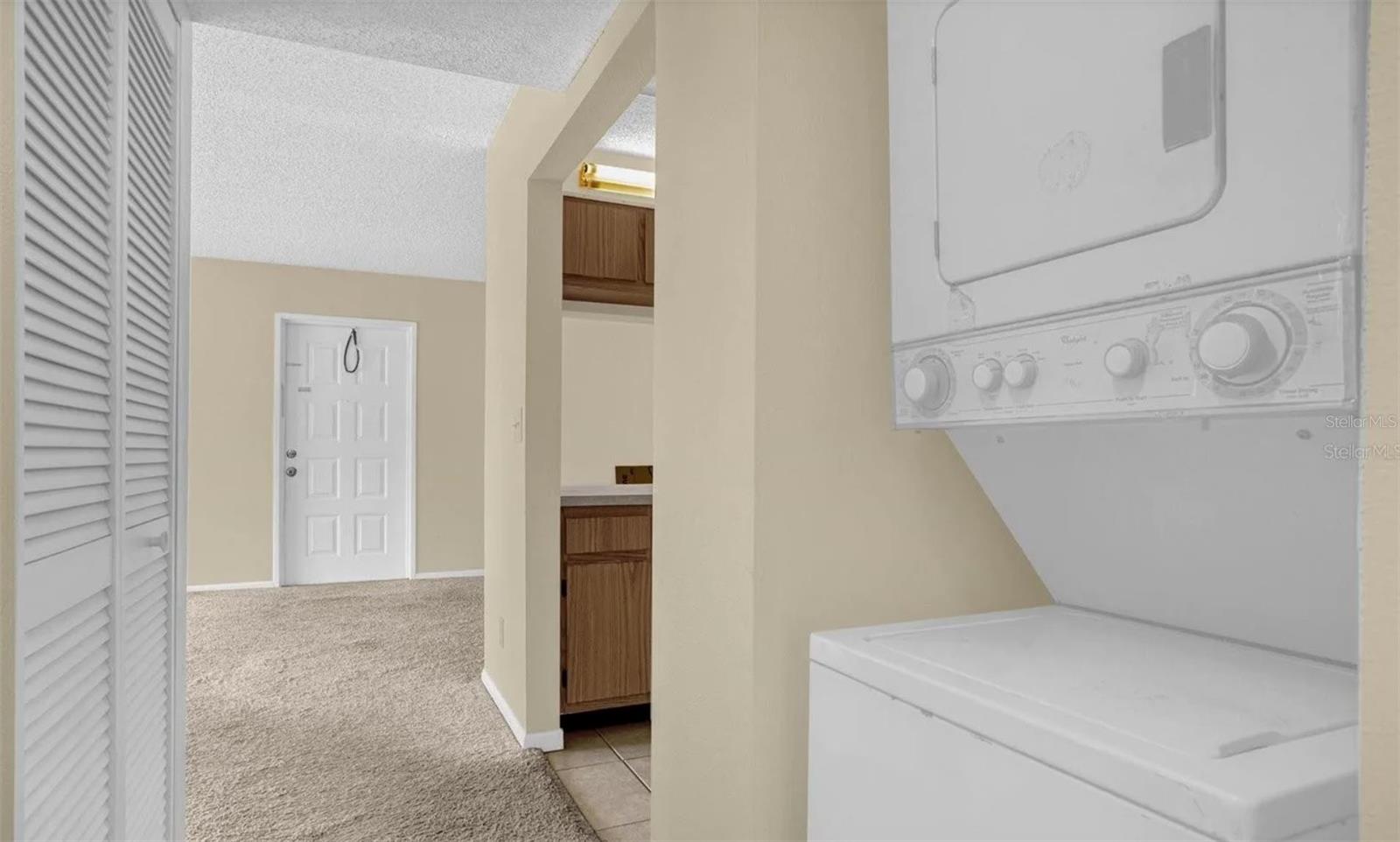 Image 10 of 11 For 1022 Pine Ridge Circle 1022