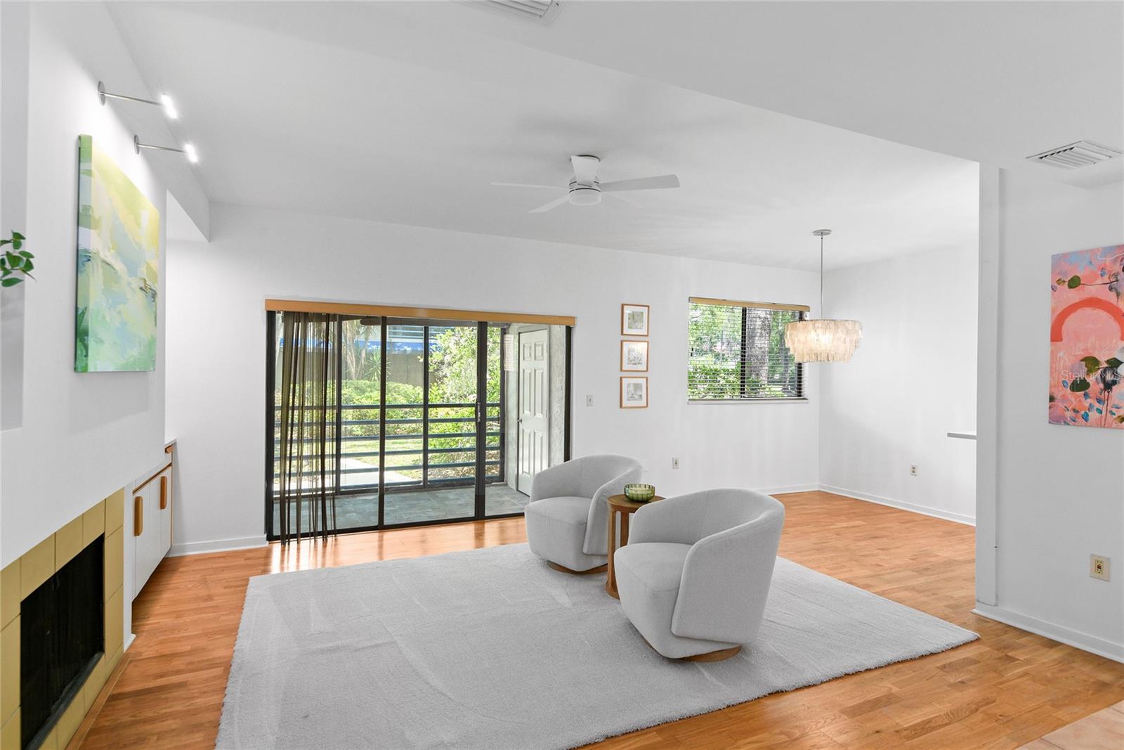 Image 4 of 34 For 1000 Winderley Place 122