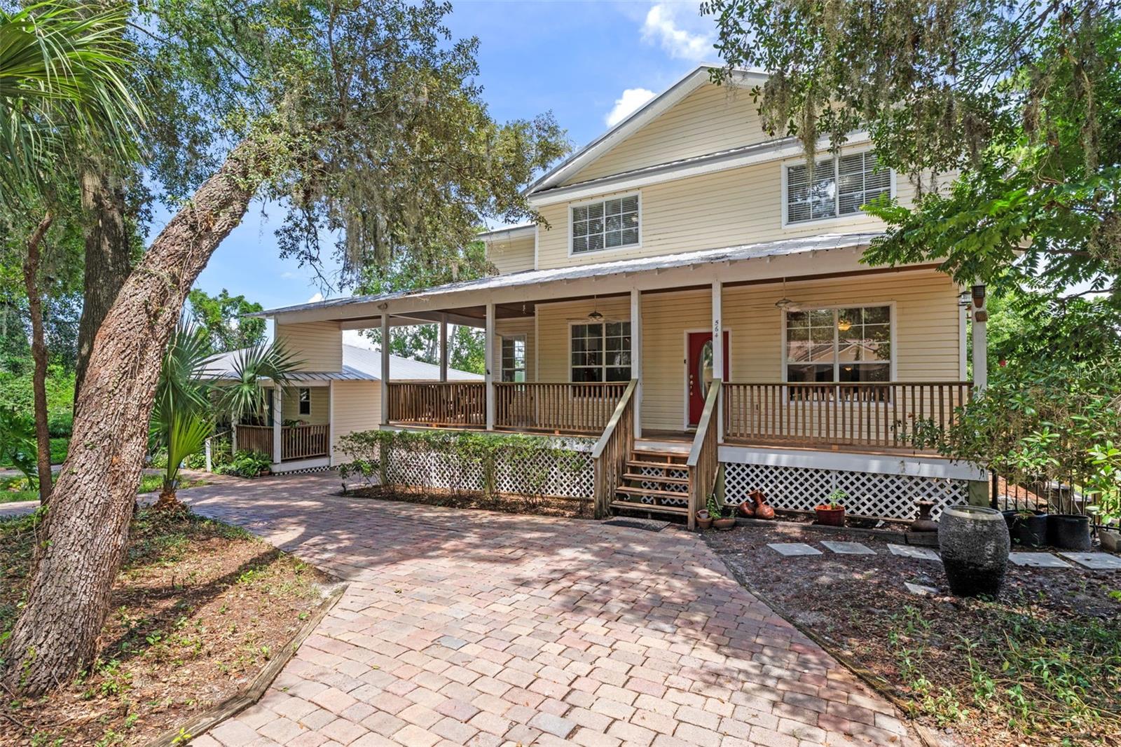 Image 2 of 97 For 560 Fern Street
