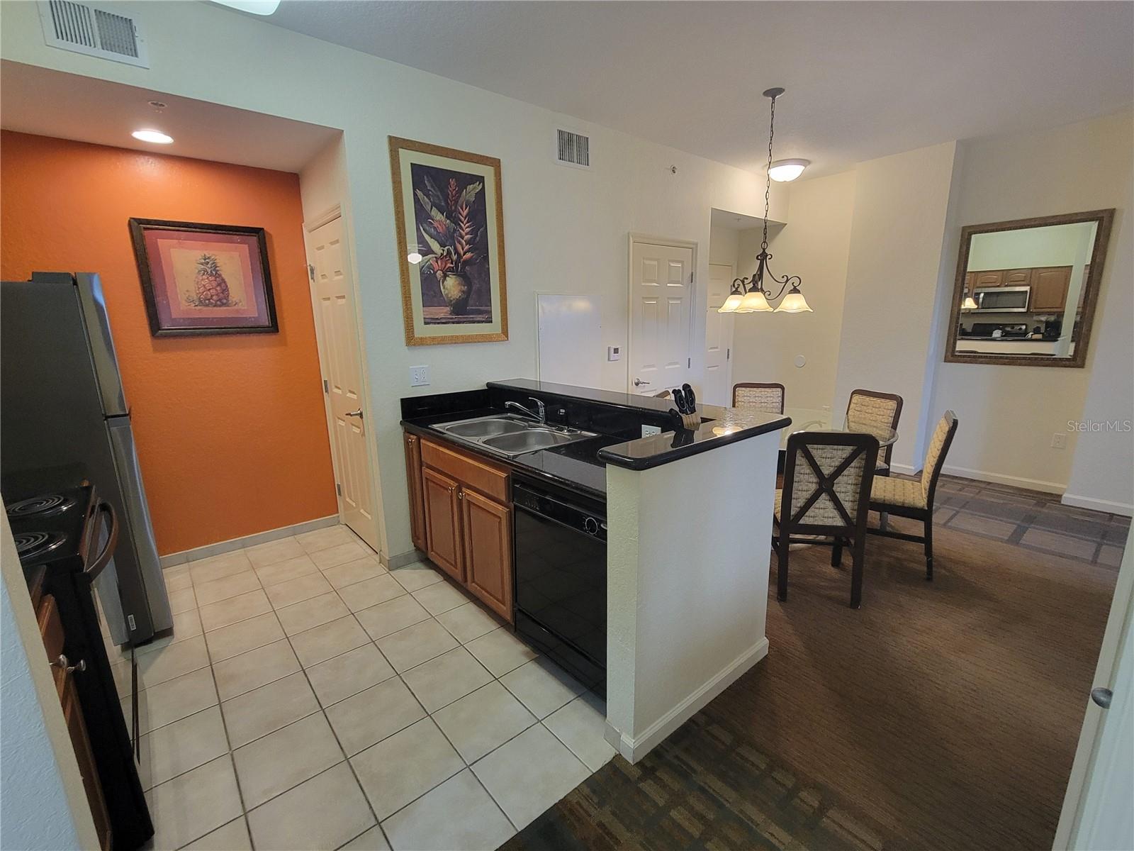 Image 10 of 16 For 8100 Poinciana Boulevard 2506