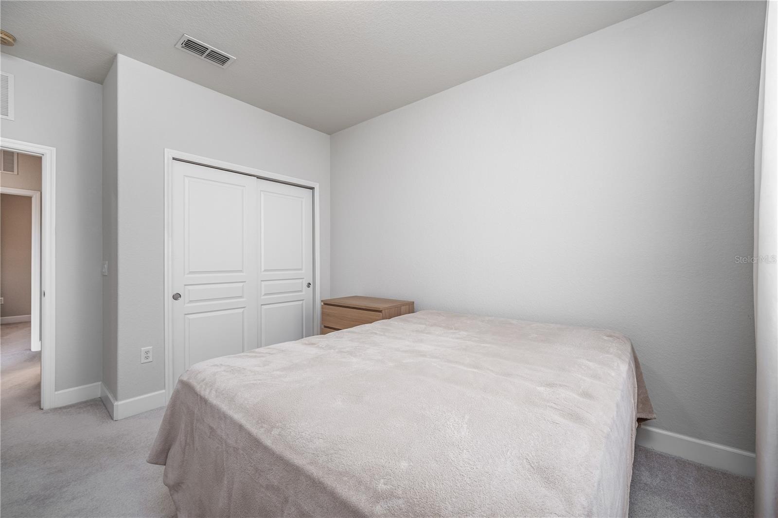 Image 30 of 52 For 1323 Gilford Point Lane 0