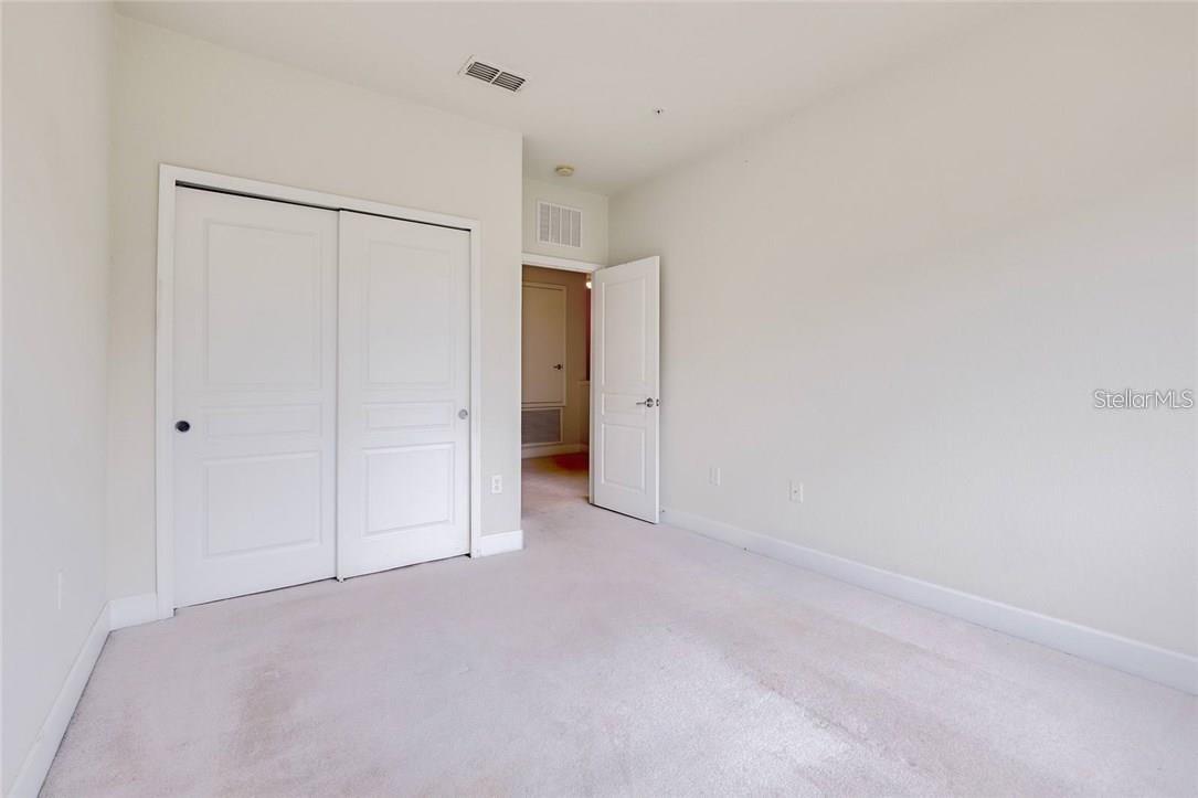 Image 8 of 52 For 1323 Gilford Point Lane 0