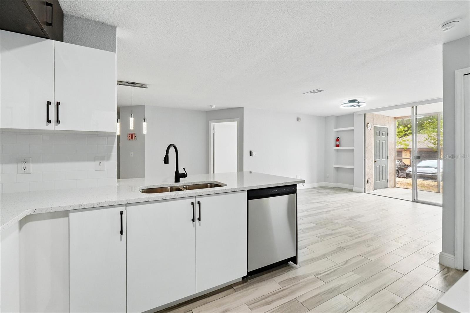 Image 15 of 25 For 7524 Seurat Street 12105