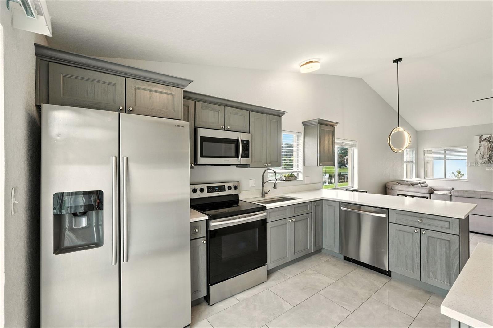 Image 15 of 29 For 7113 Marvista Court