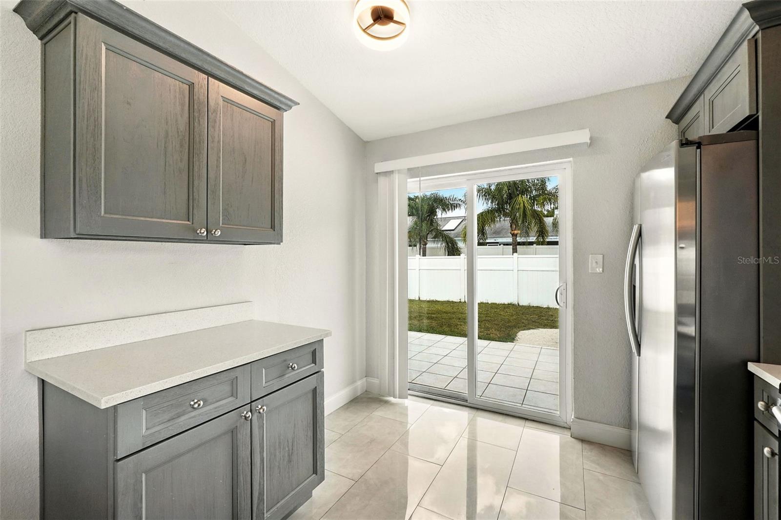 Image 18 of 29 For 7113 Marvista Court