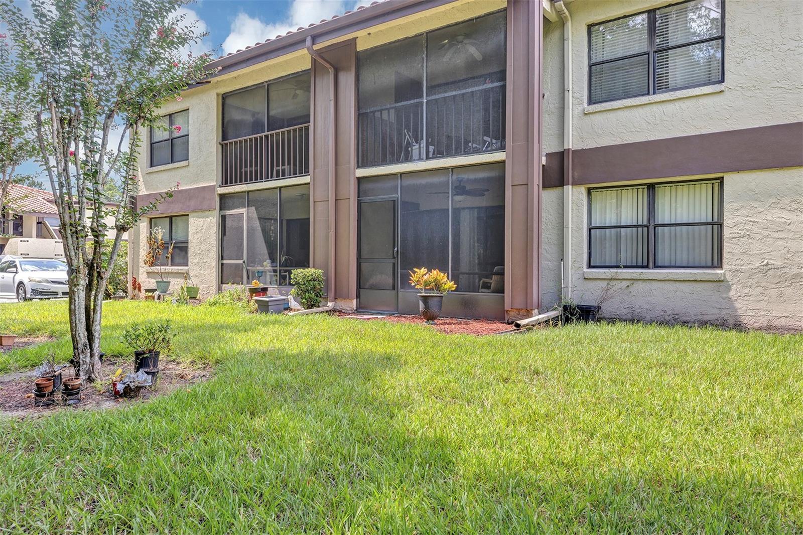 Image 25 of 33 For 3285 Westridge Boulevard 103