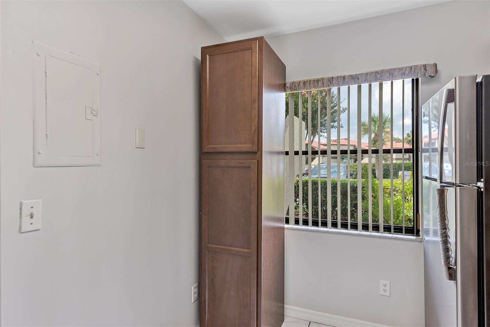 Image 5 of 33 For 3285 Westridge Boulevard 103