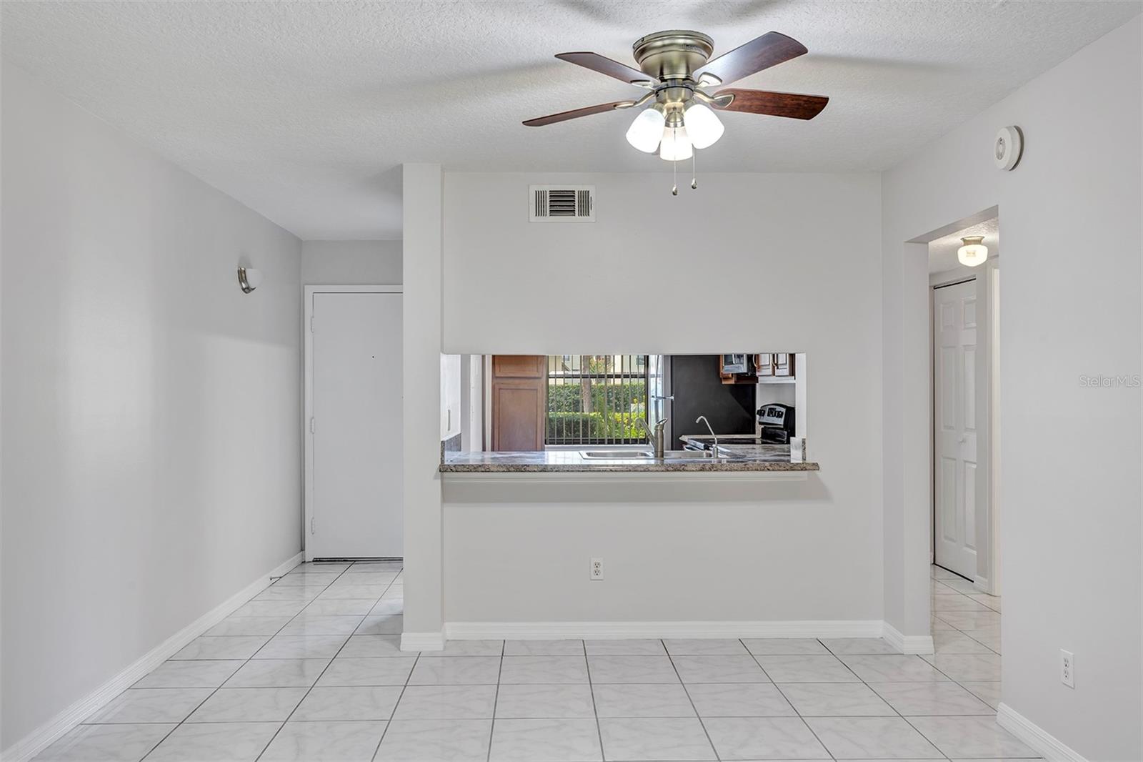 Image 8 of 33 For 3285 Westridge Boulevard 103