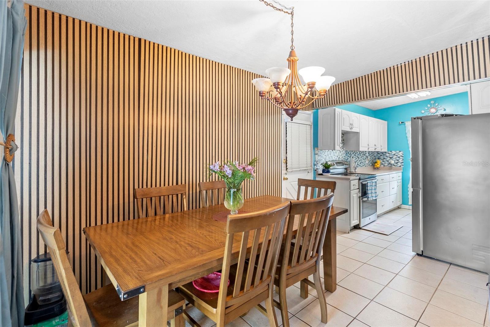 Image 11 of 33 For 7308 Hager Way