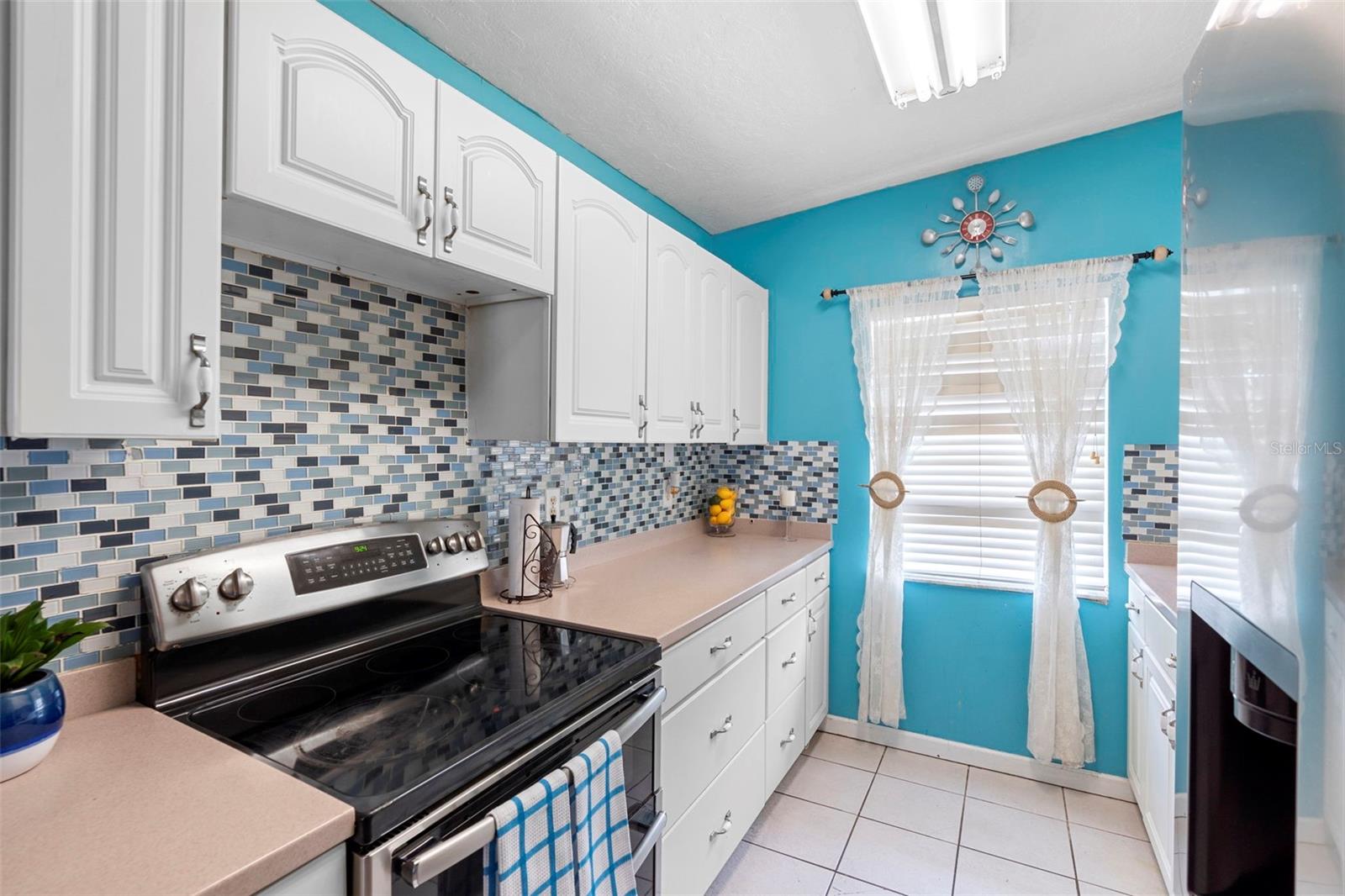 Image 14 of 33 For 7308 Hager Way