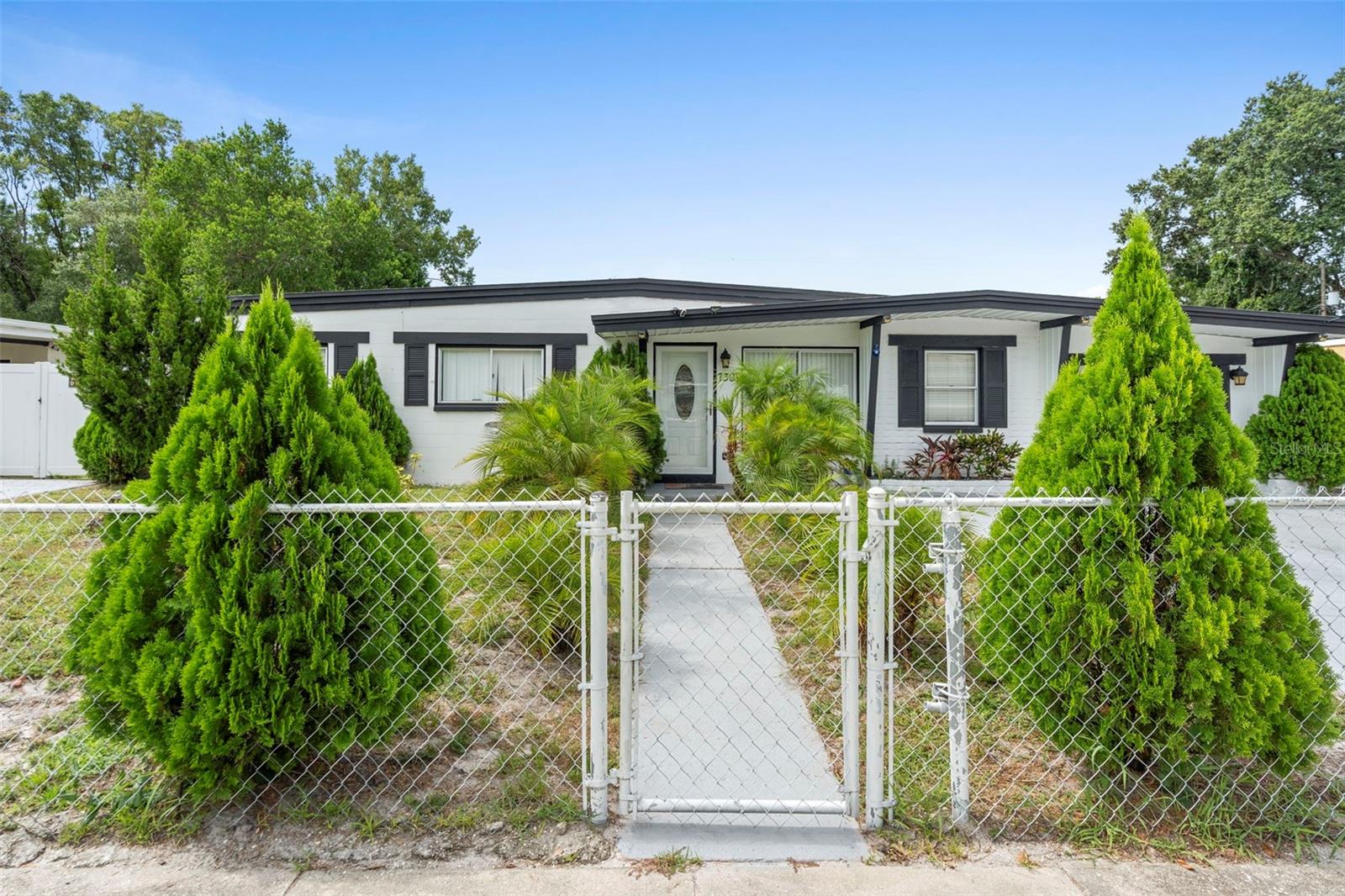 Image 3 of 33 For 7308 Hager Way