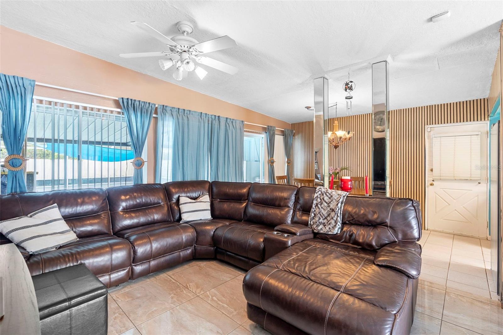 Image 7 of 33 For 7308 Hager Way