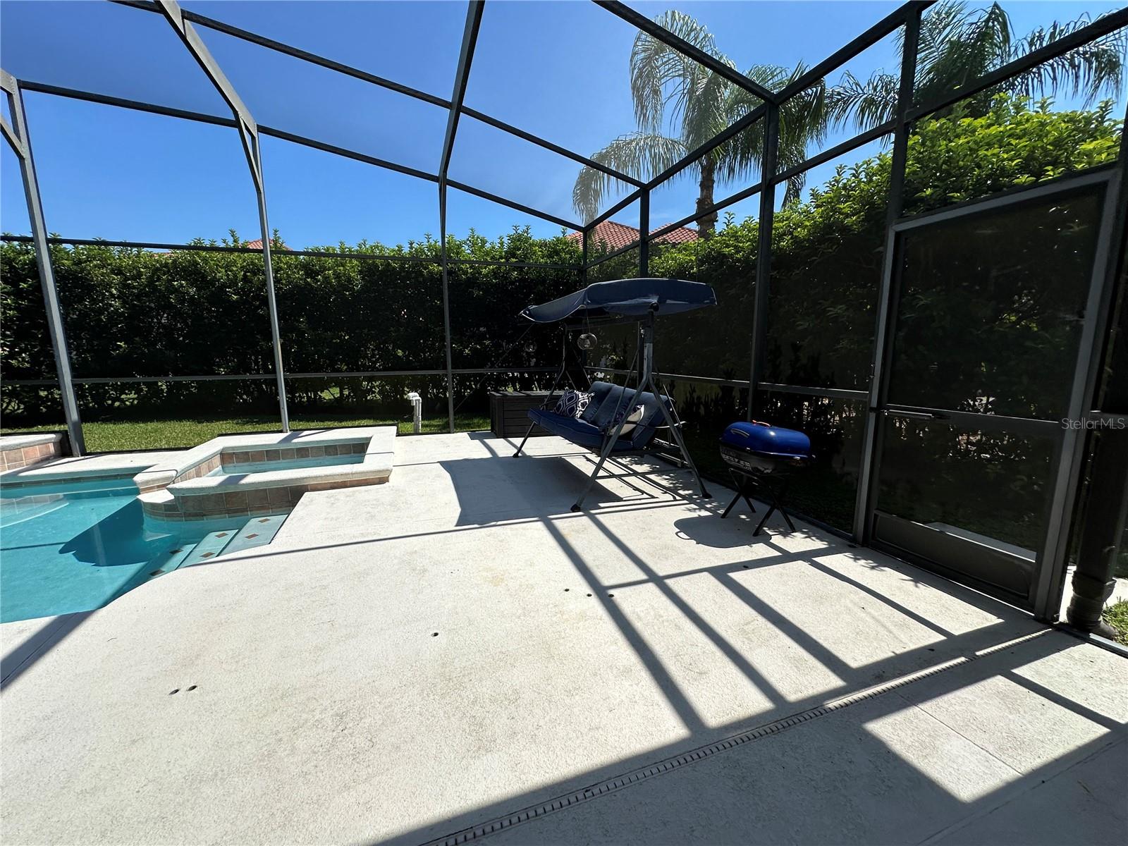 Image 32 of 47 For 1433 Whitney Isles Drive