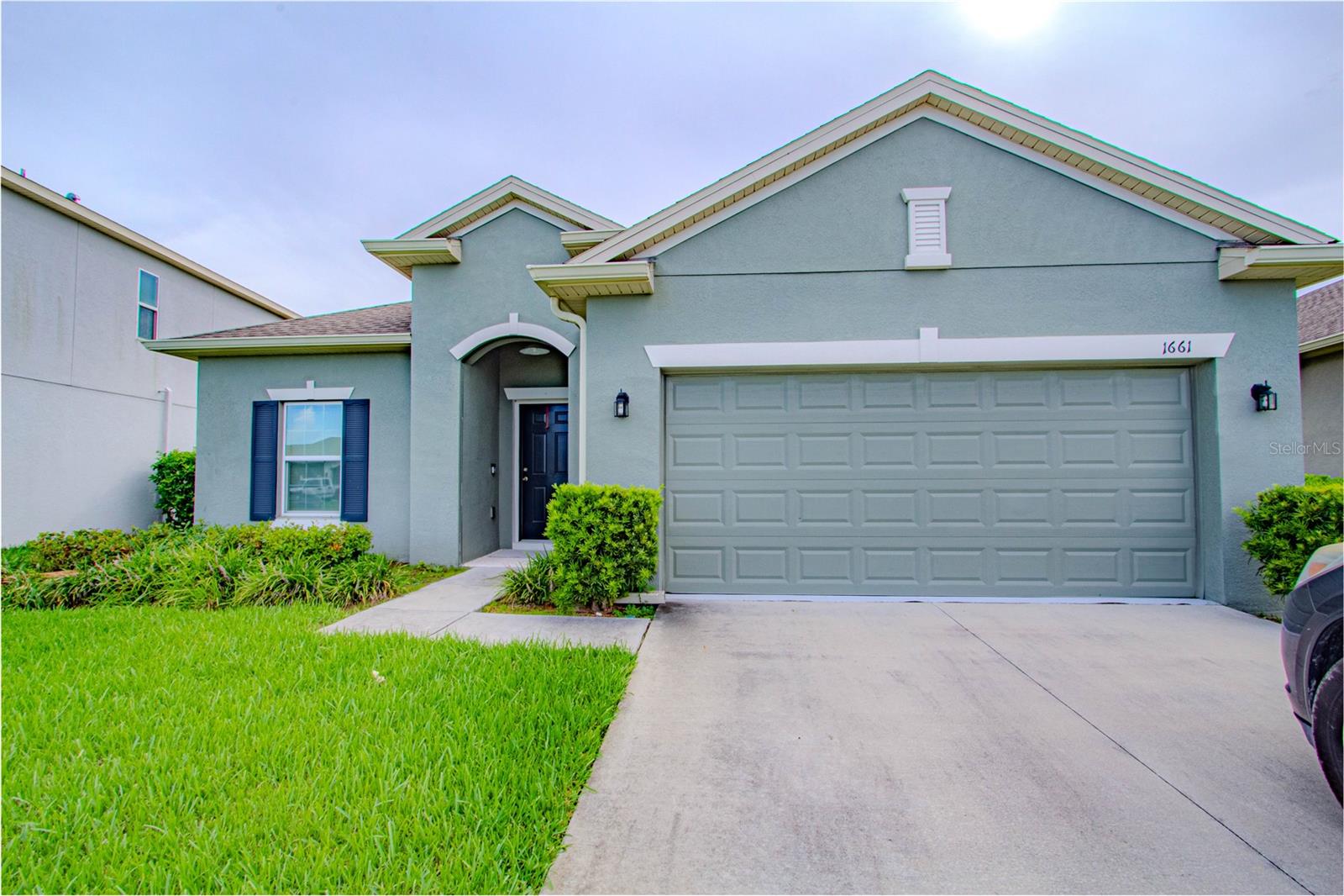Image 2 of 15 For 1661 Chatsworth Circle