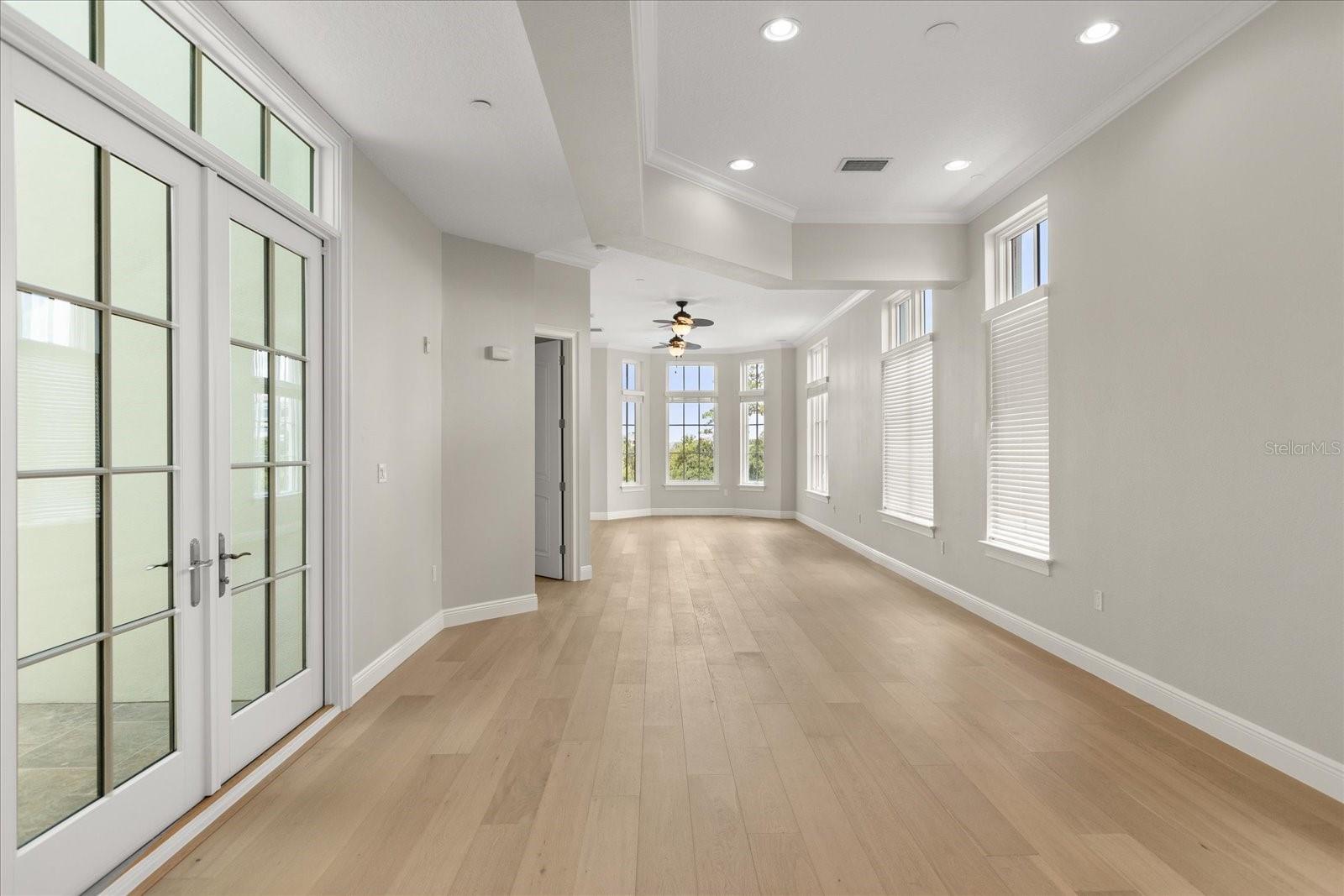 Image 10 of 70 For 101 New York Avenue 313