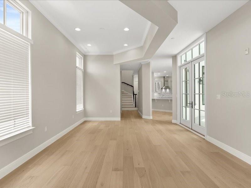 Image 17 of 70 For 101 New York Avenue 313
