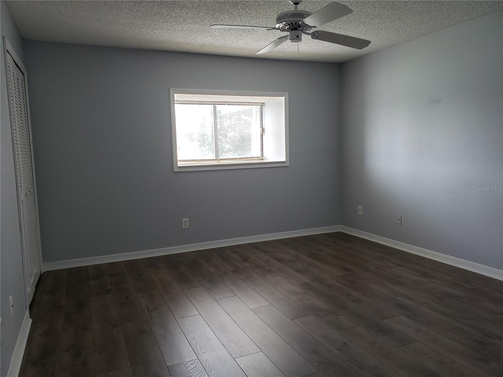 Image 5 of 14 For 7246 Della Drive