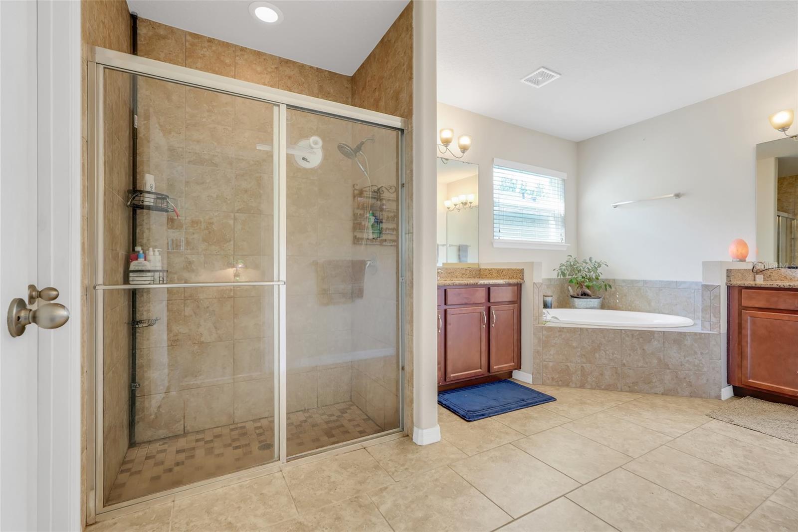 Image 21 of 41 For 5101 Grassy Knoll Drive