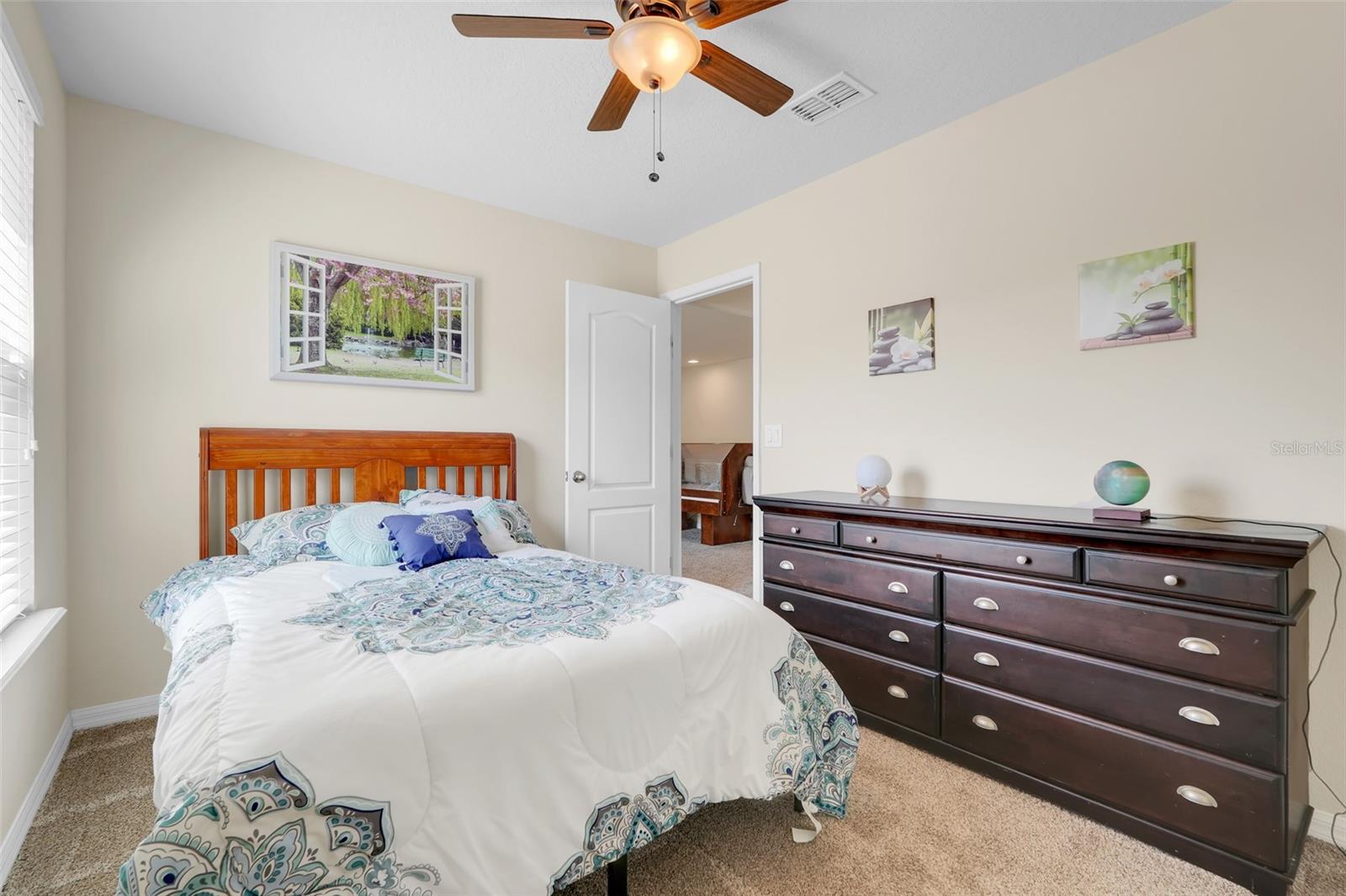 Image 33 of 41 For 5101 Grassy Knoll Drive
