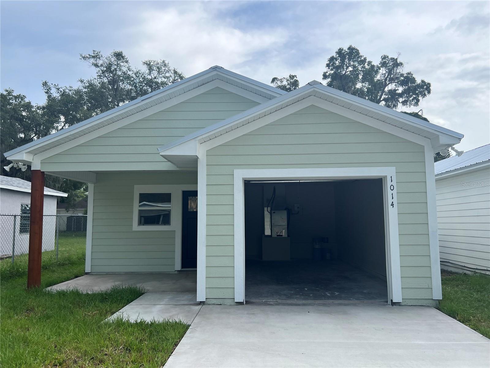 Details for 1014 Hazzard Avenue, EUSTIS, FL 32726