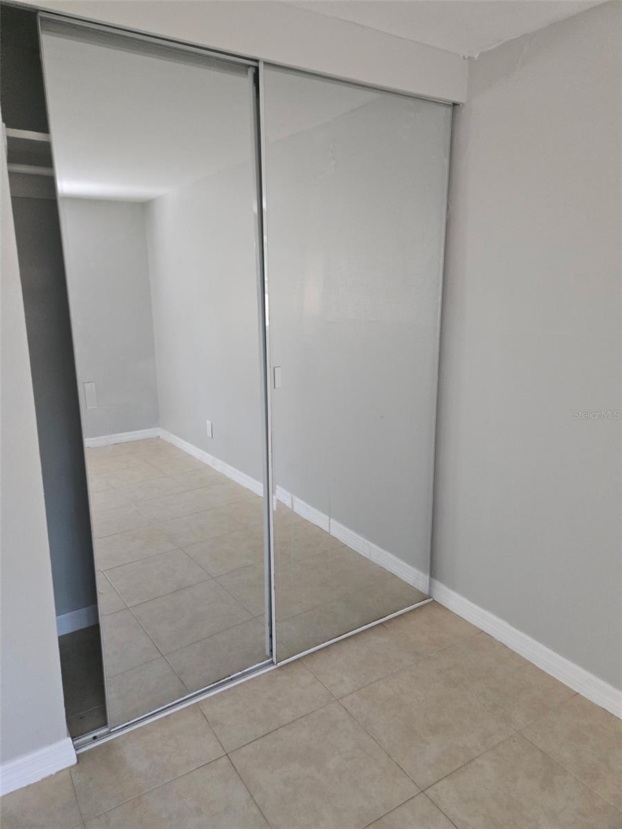 Image 11 of 12 For 514 Avenue C Ne 1