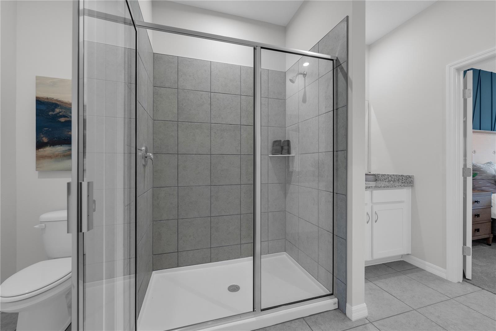 Image 30 of 34 For 422 Eventide Avenue