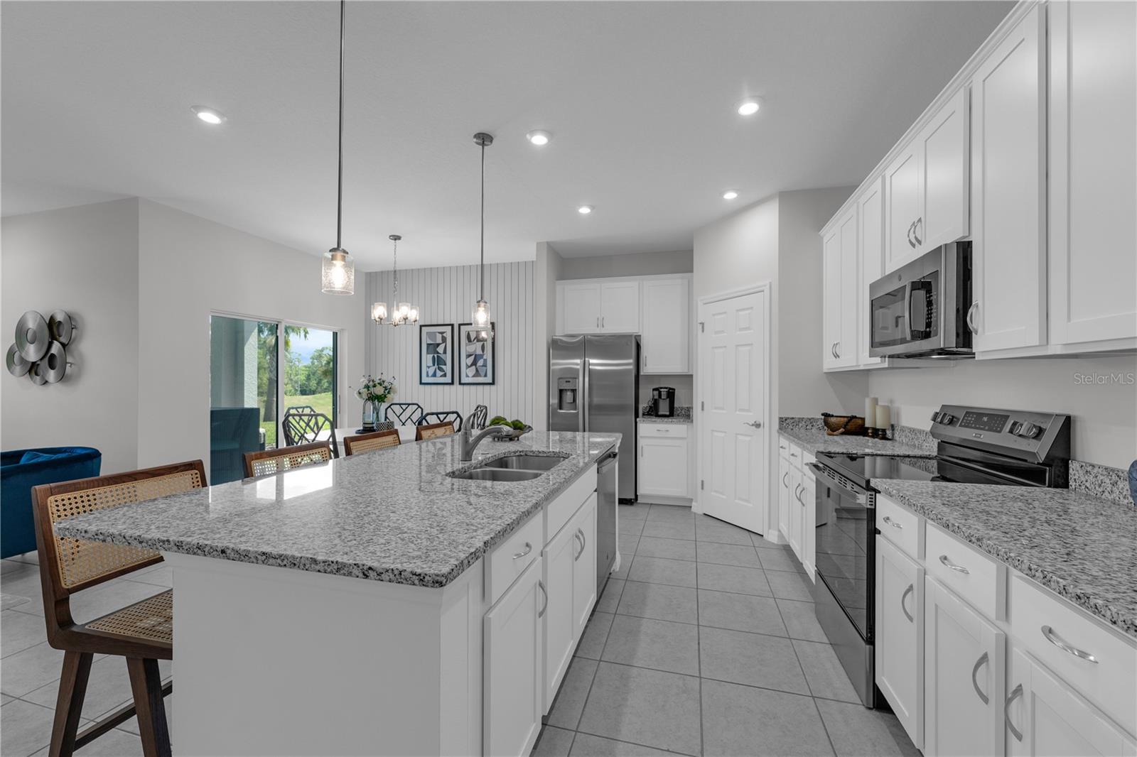 Image 6 of 34 For 422 Eventide Avenue