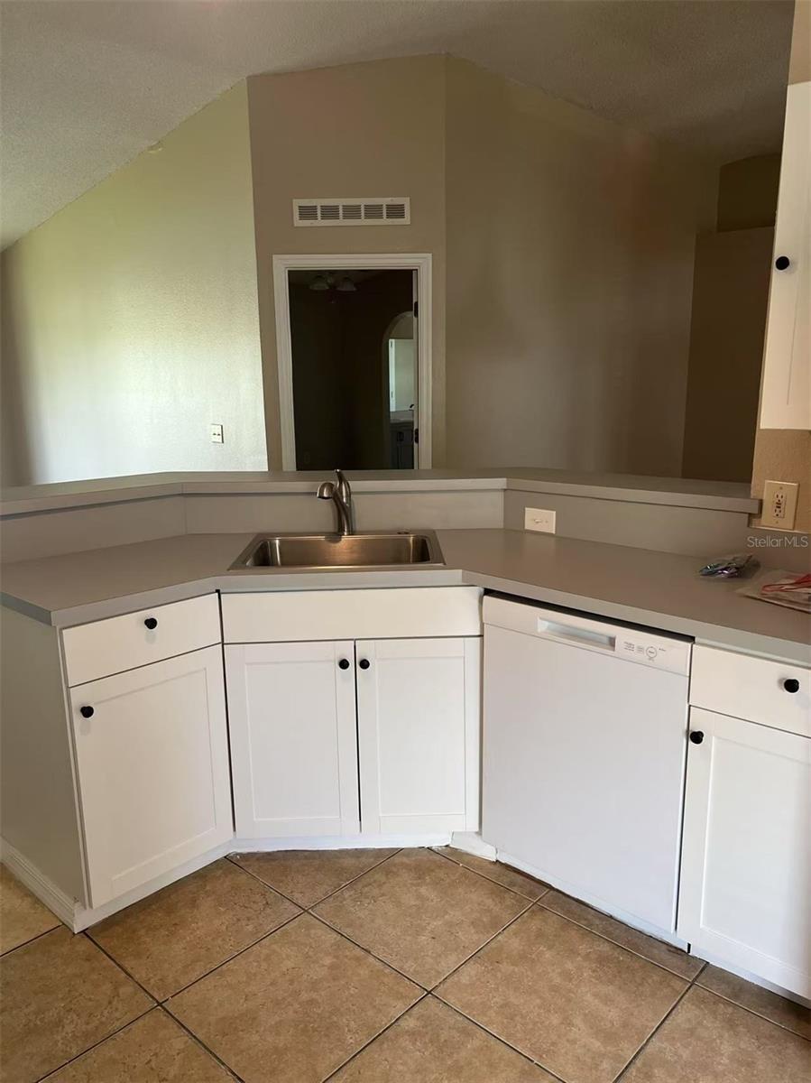 Image 7 of 12 For 415 Grand Royal Circle
