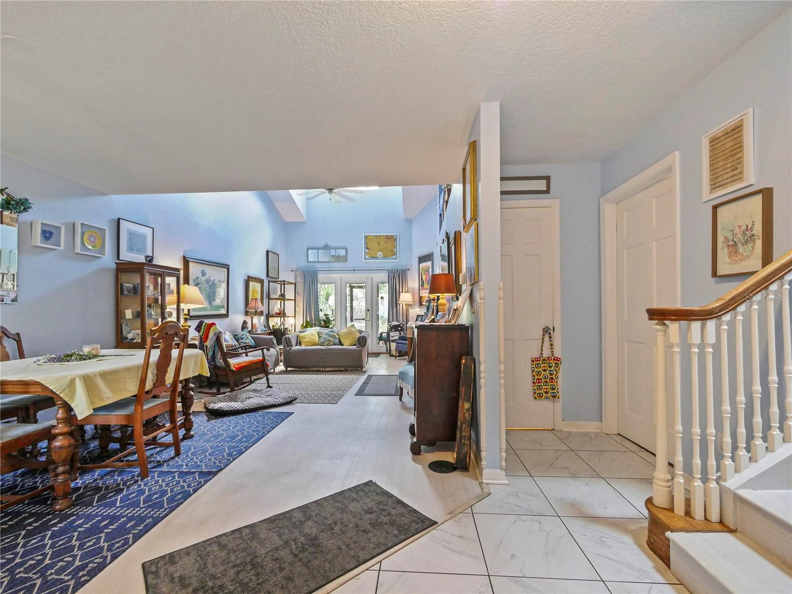 Image 5 of 24 For 132 Baytree Boulevard