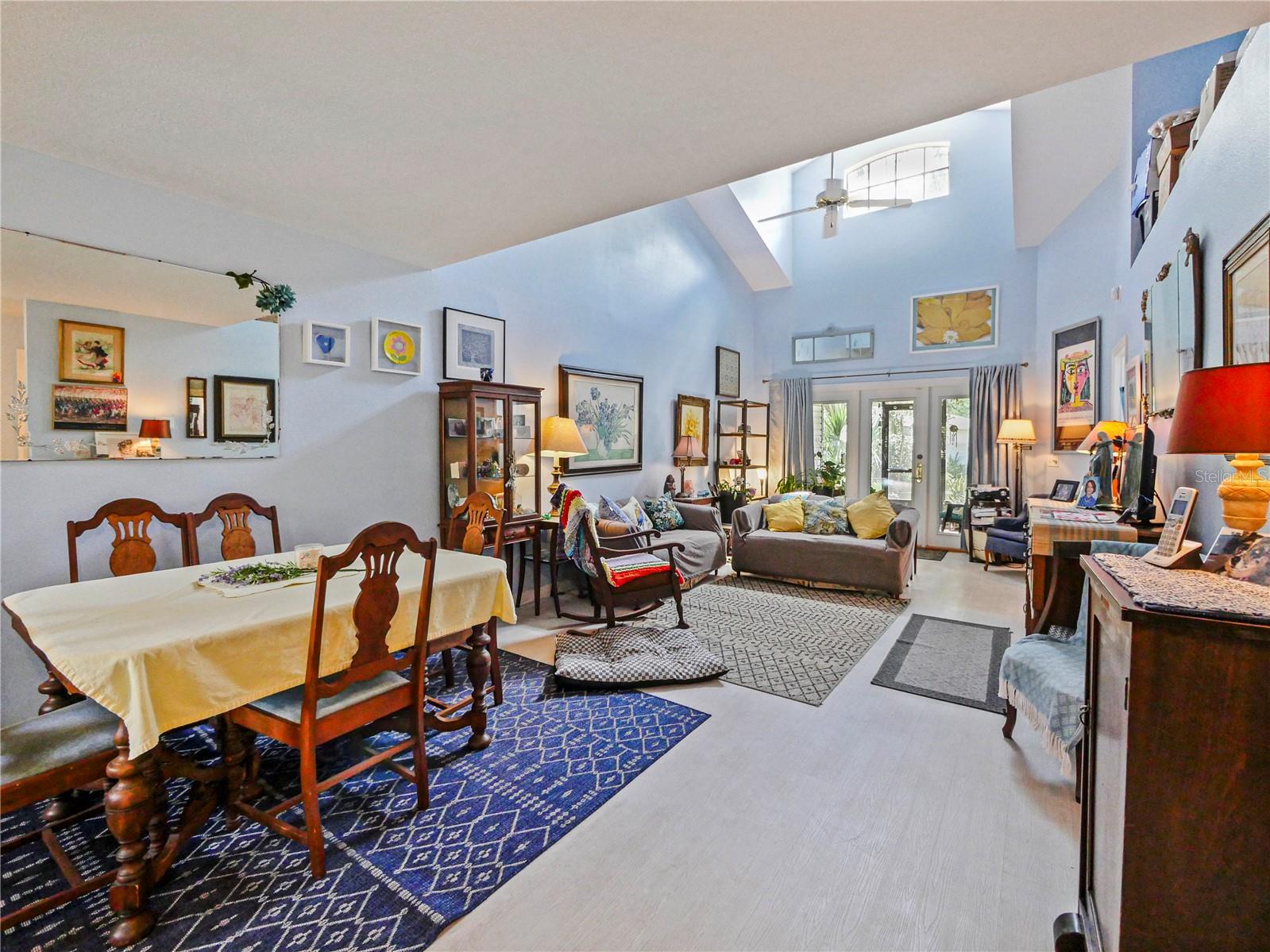 Image 8 of 24 For 132 Baytree Boulevard