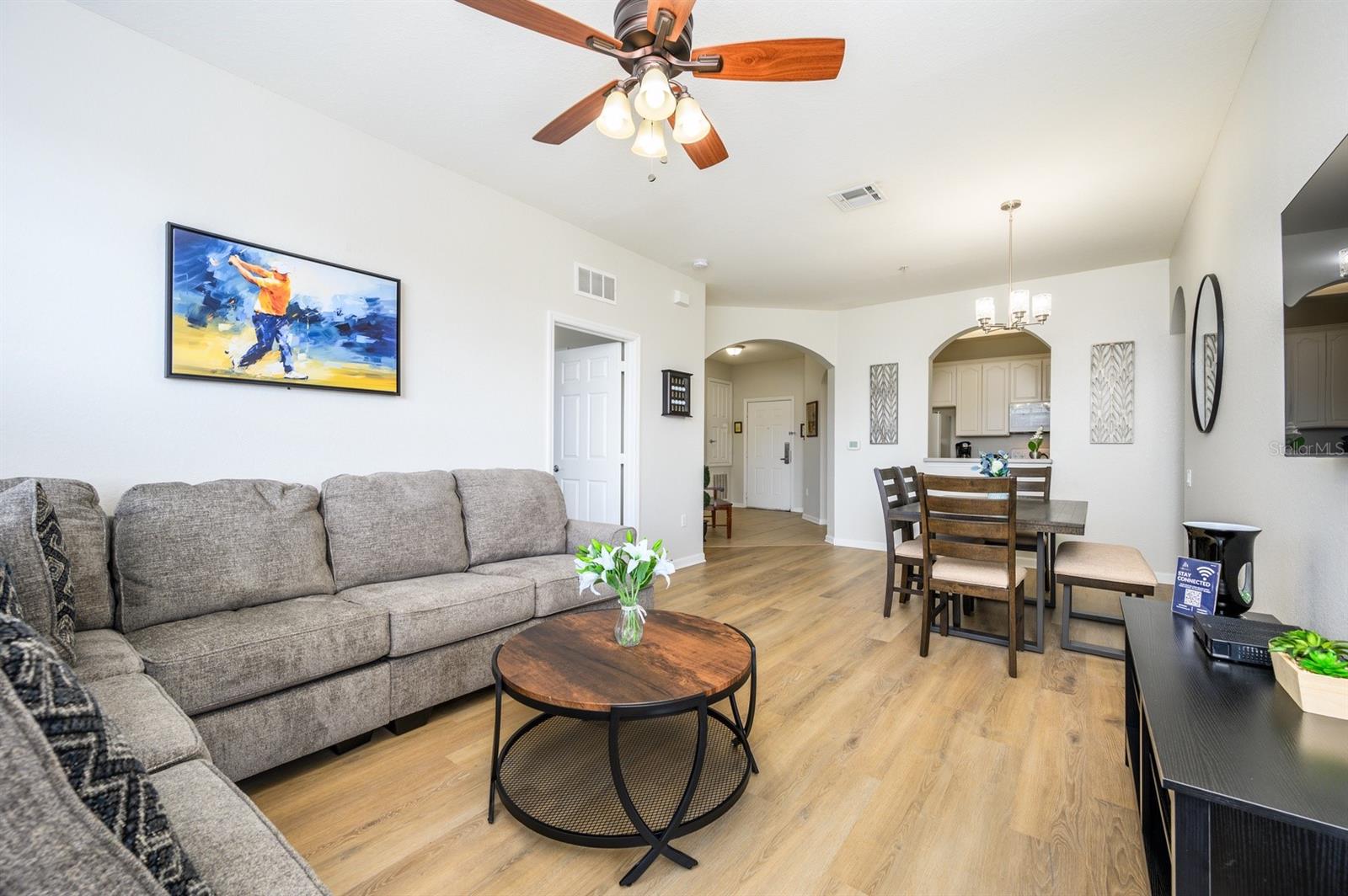 Image 7 of 22 For 4862 Cayview Avenue 410