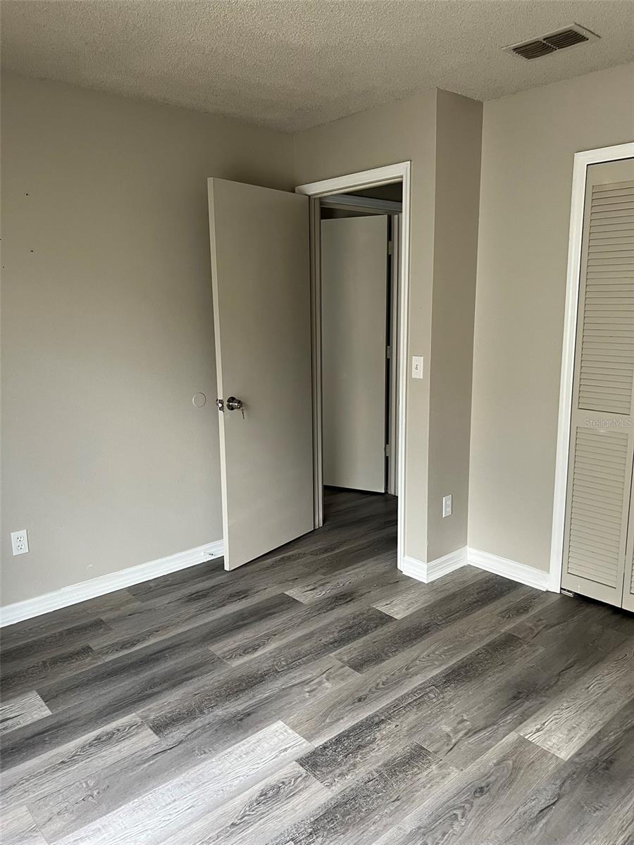 Image 15 of 20 For 319 Eaton Street