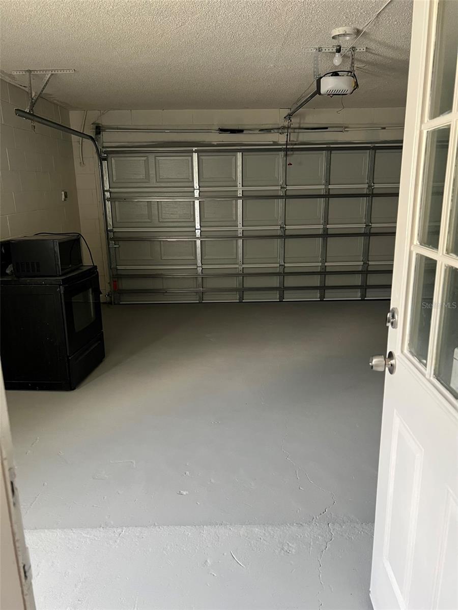 Image 8 of 20 For 319 Eaton Street