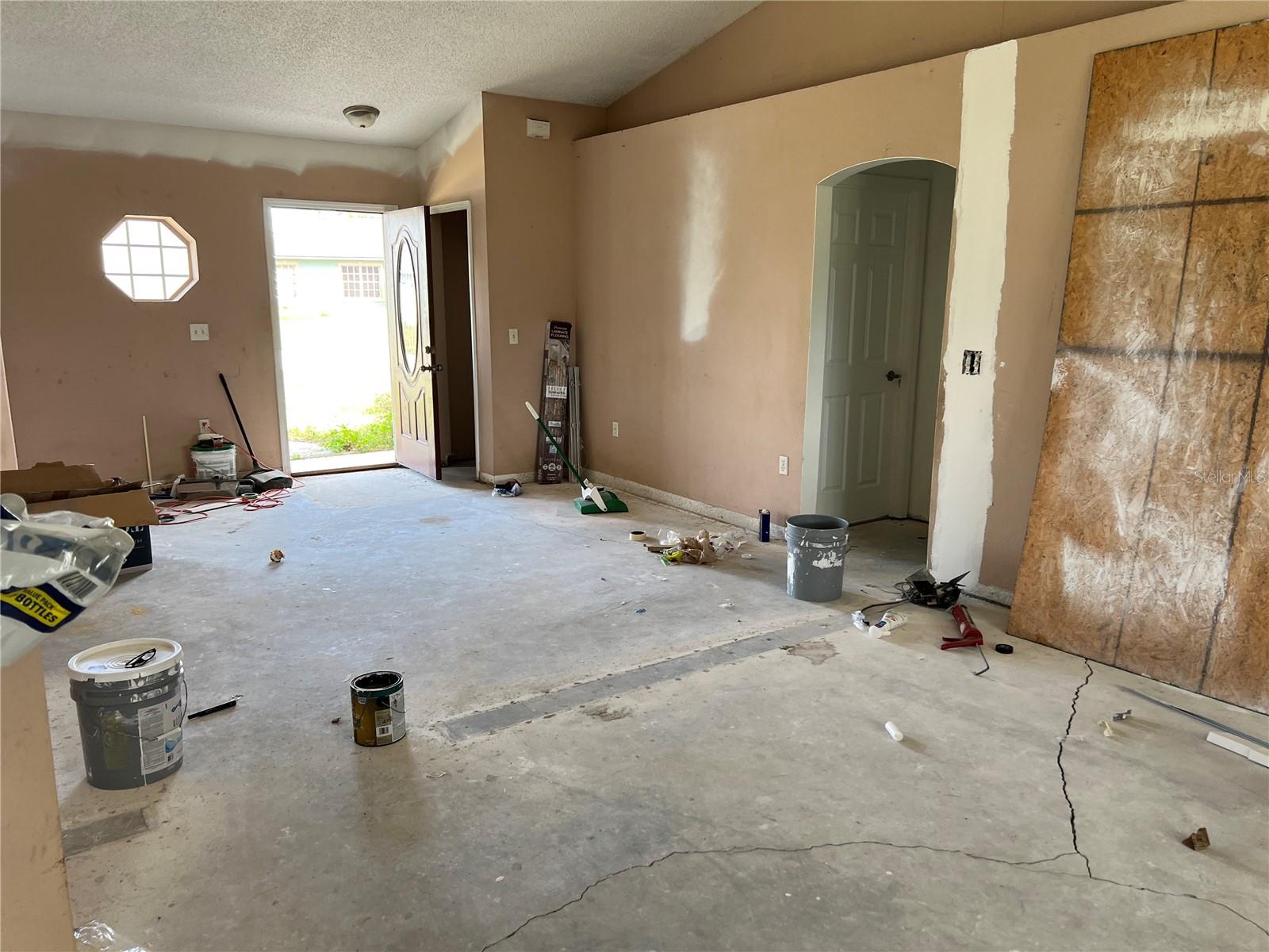Image 6 of 14 For 2920 Surf Drive