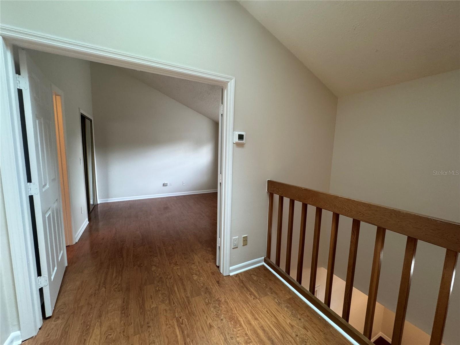 Image 21 of 31 For 964 Helmsley Court 202