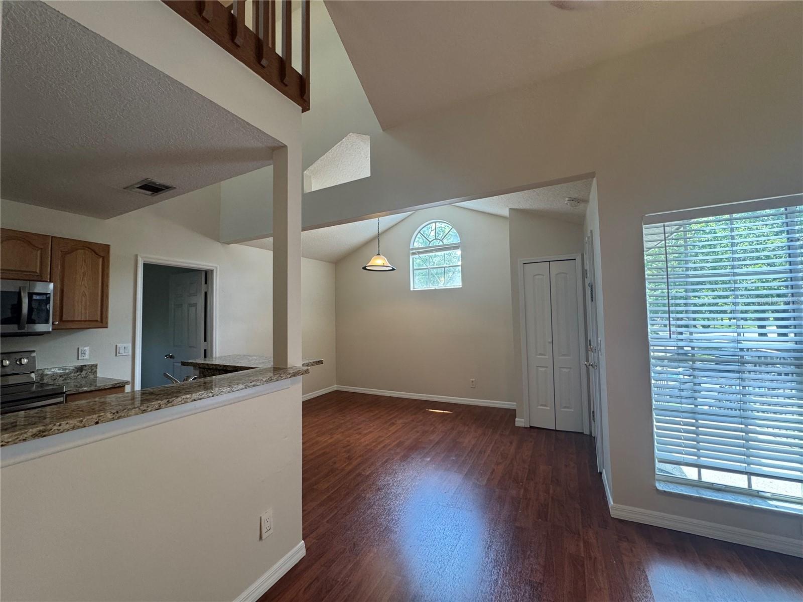 Image 8 of 31 For 964 Helmsley Court 202