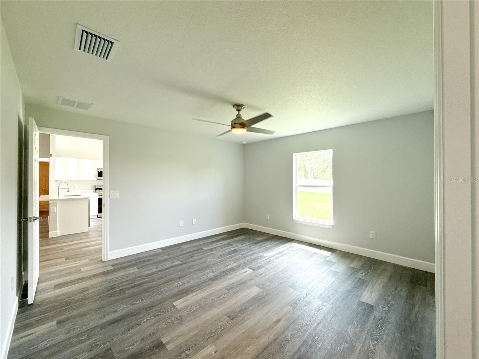 Image 10 of 22 For 10178 137th Street