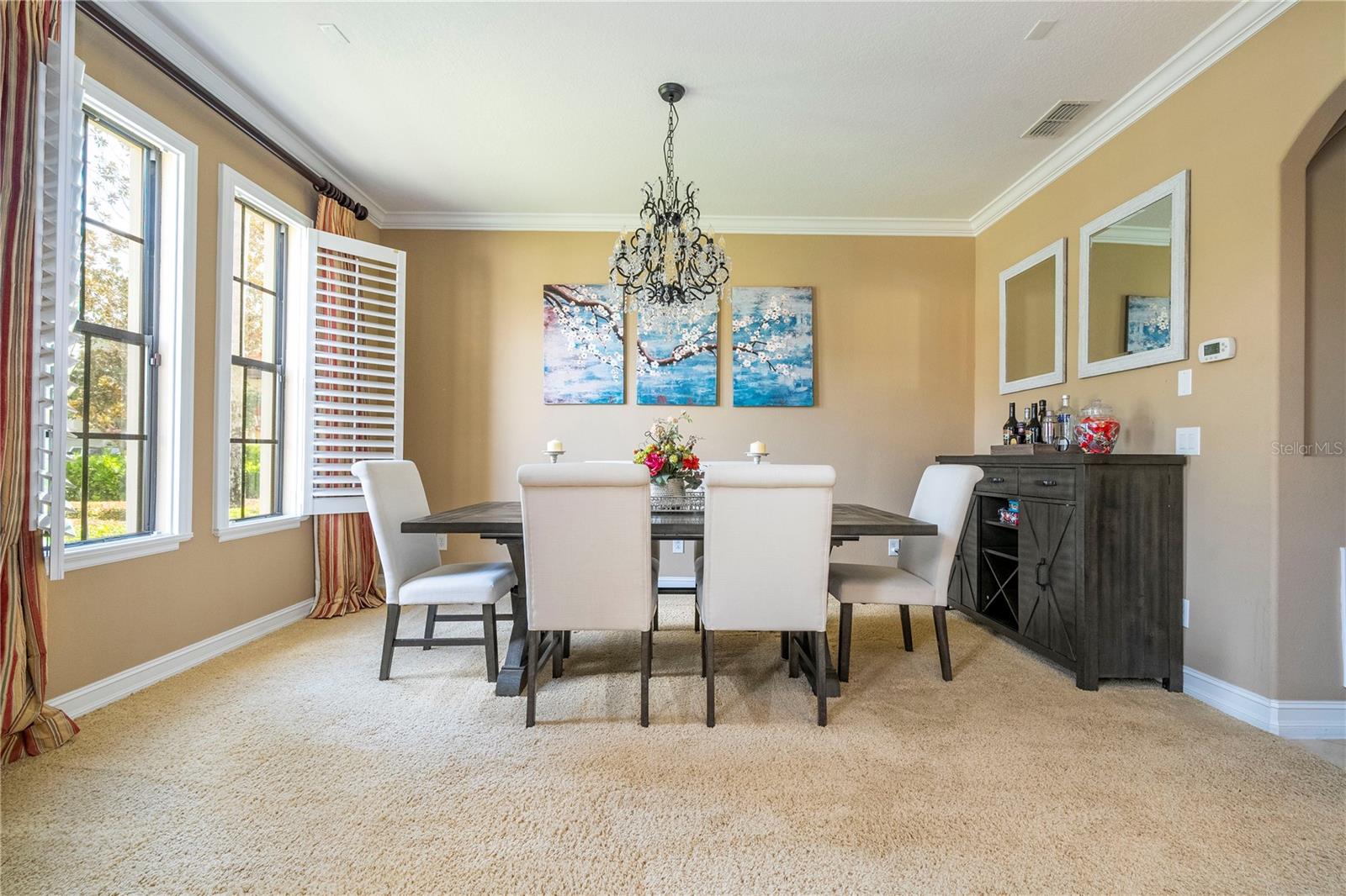 Image 16 of 99 For 3119 Falconhill Drive