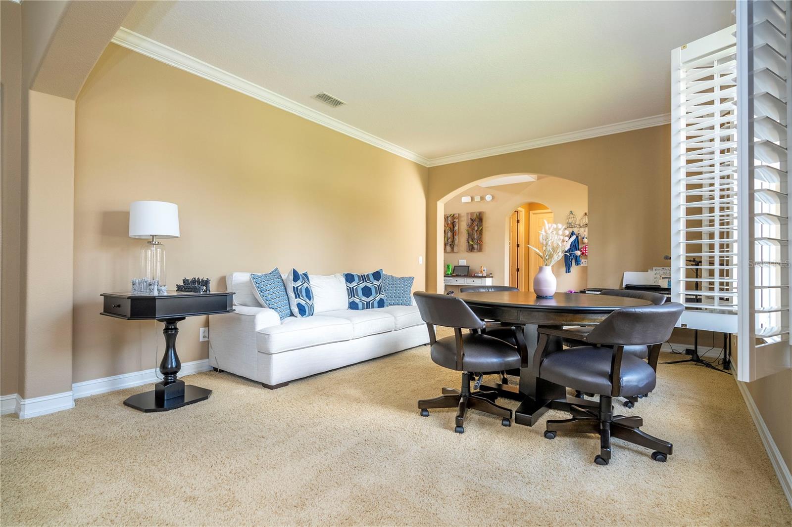 Image 19 of 99 For 3119 Falconhill Drive