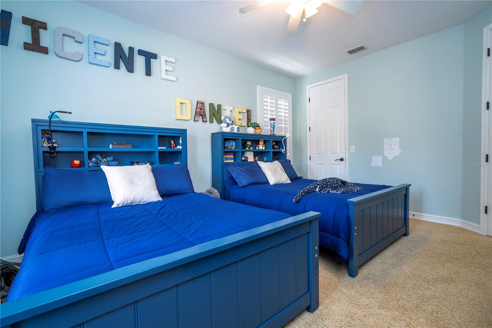 Image 32 of 99 For 3119 Falconhill Drive