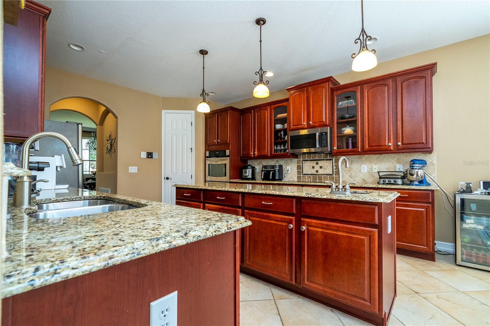 Image 69 of 99 For 3119 Falconhill Drive