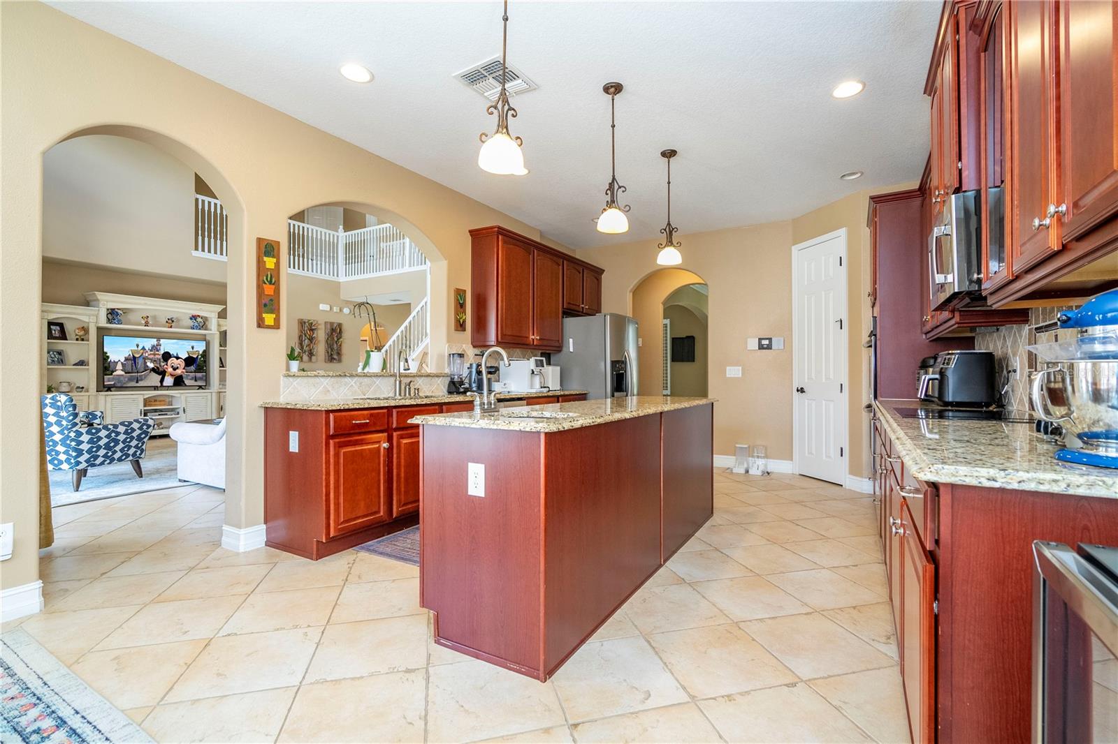 Image 74 of 99 For 3119 Falconhill Drive
