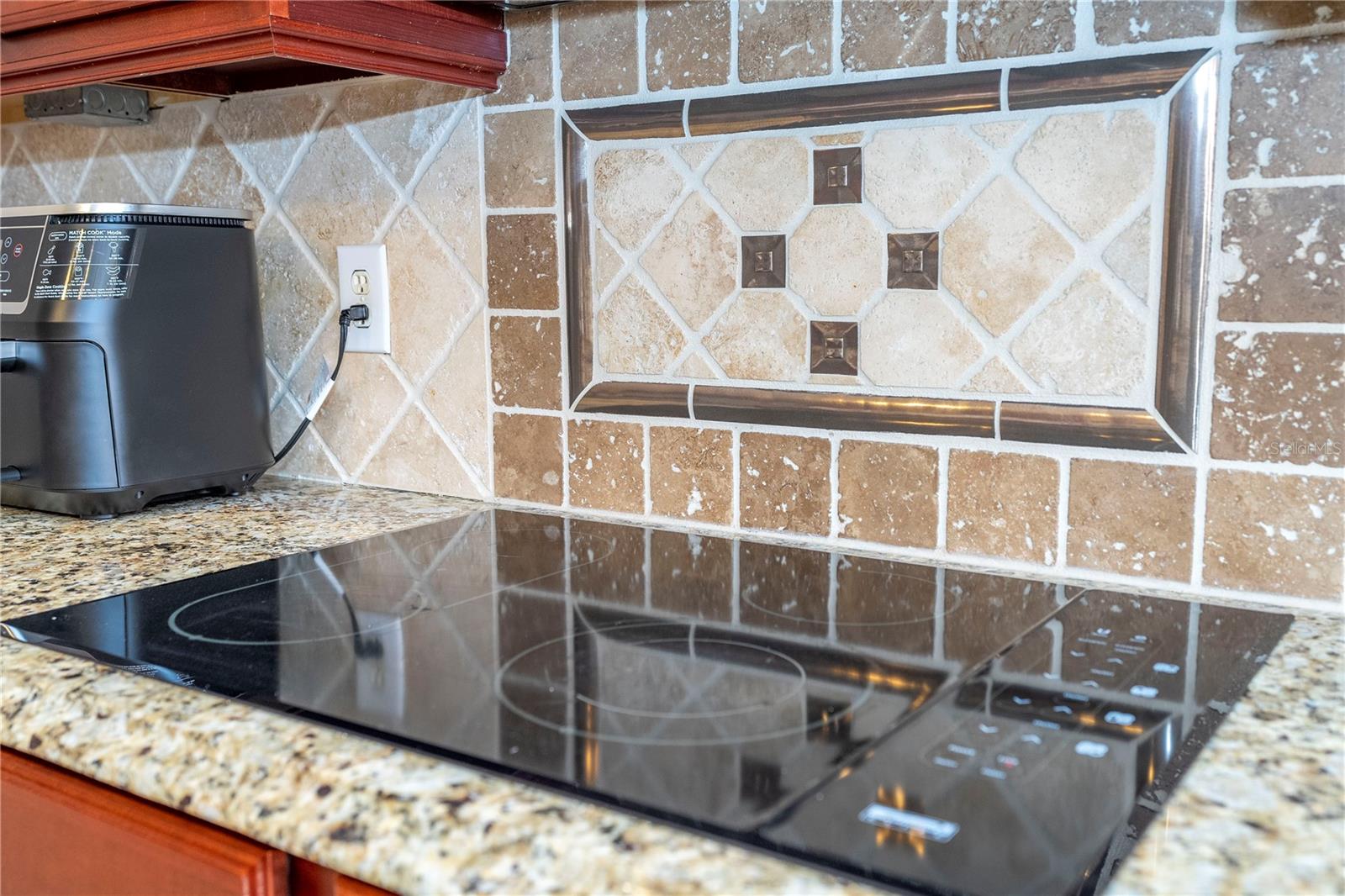 Image 77 of 99 For 3119 Falconhill Drive